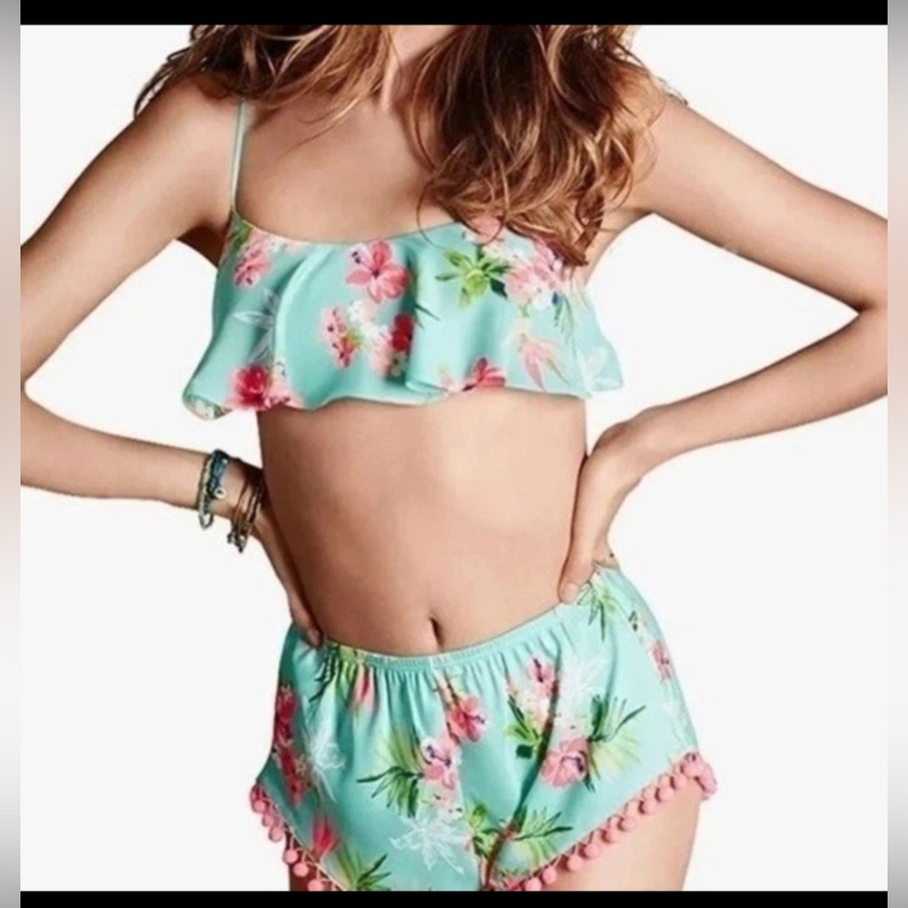 Victoria’s Secret Tropical Print Pom Pom Trim Bralette & Shorts Set | Medium